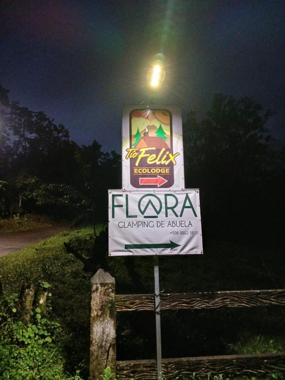 Flora Glamping De Abuela Villa La Fortuna Bagian luar foto