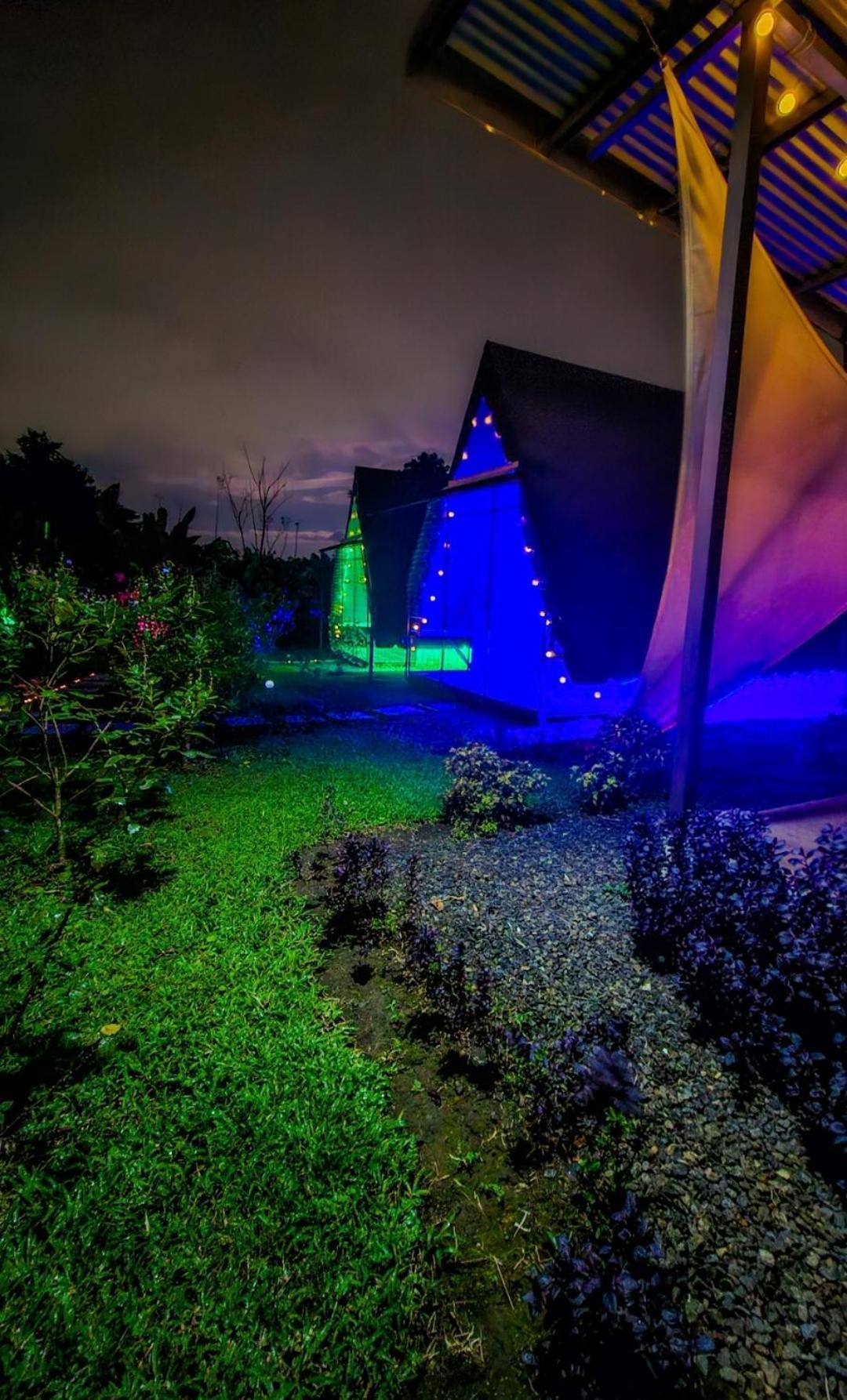 Flora Glamping De Abuela Villa La Fortuna Bagian luar foto