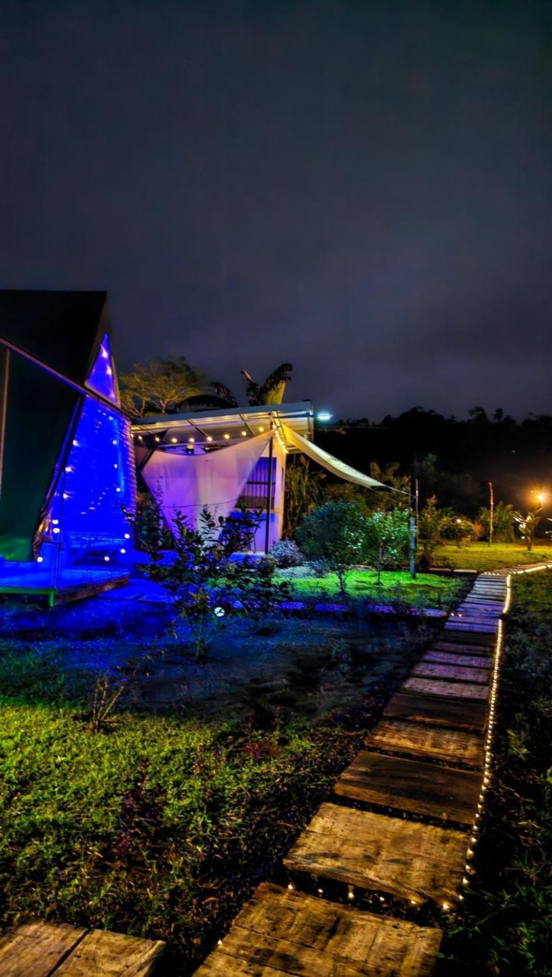 Flora Glamping De Abuela Villa La Fortuna Bagian luar foto