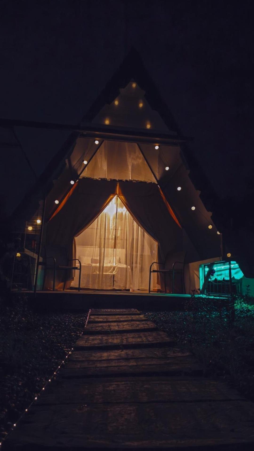 Flora Glamping De Abuela Villa La Fortuna Bagian luar foto