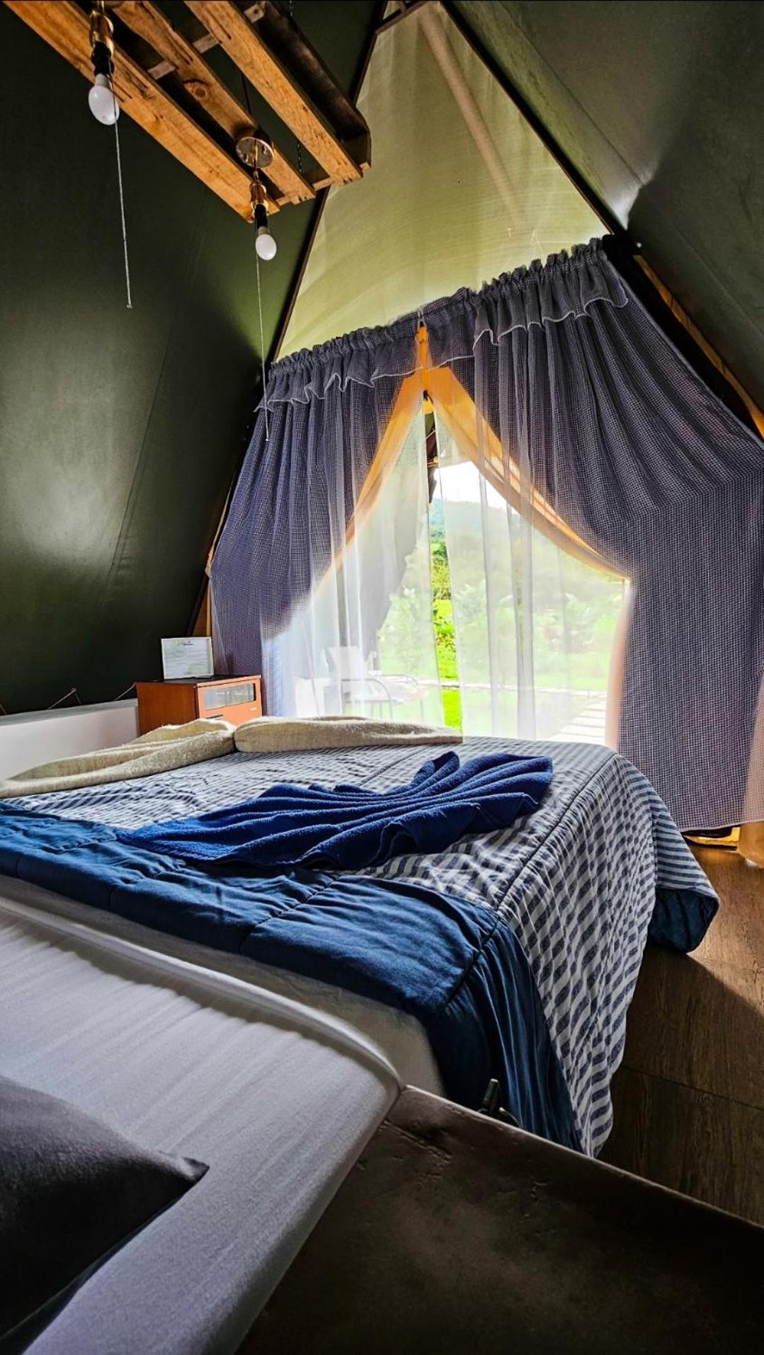 Flora Glamping De Abuela Villa La Fortuna Bagian luar foto