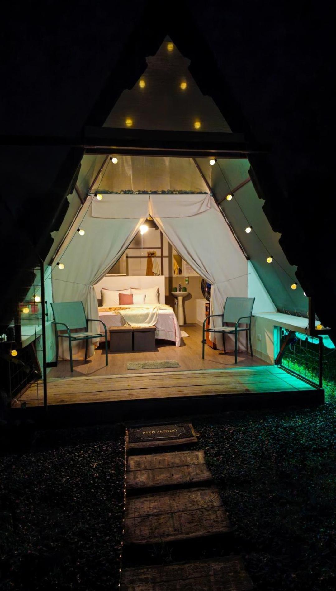 Flora Glamping De Abuela Villa La Fortuna Bagian luar foto